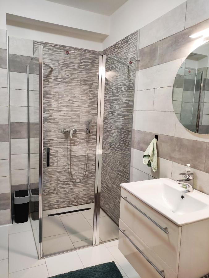 Petit Paul Apartman 凯斯特海伊 外观 照片